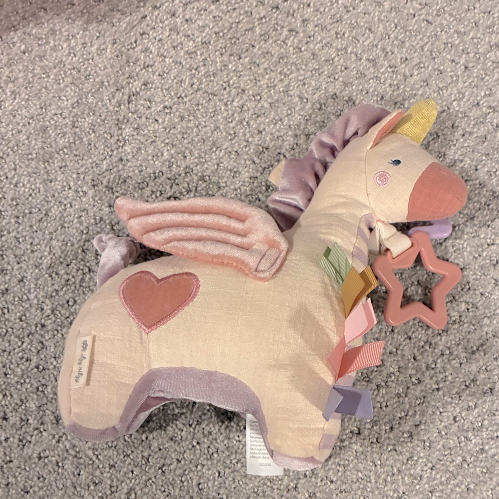 Itzy Ritzy rattle teether toy